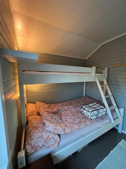 Idyllisk Minihus I Landlige Omgivelser - Med 5 Sengeplasser Og Parkering Åsen Dış mekan fotoğraf