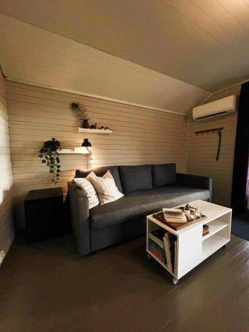 Idyllisk Minihus I Landlige Omgivelser - Med 5 Sengeplasser Og Parkering Åsen Dış mekan fotoğraf