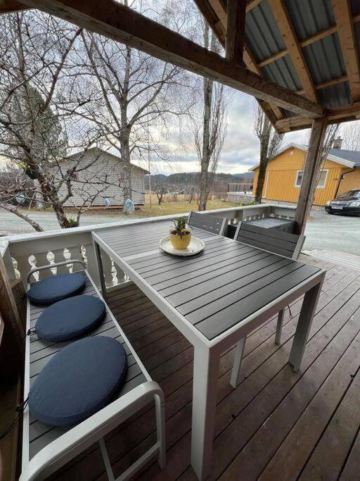 Idyllisk Minihus I Landlige Omgivelser - Med 5 Sengeplasser Og Parkering Åsen Dış mekan fotoğraf